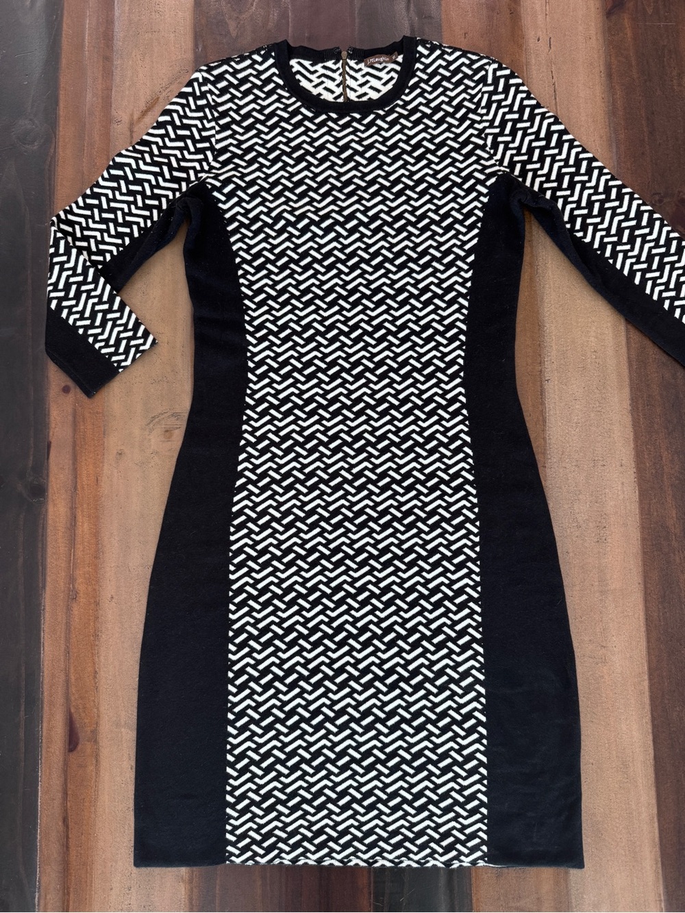 J McLaughlin XS Black White Geometric Knit Sheath Dress